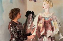 EXPERIMENTS IN FASHION AND ART