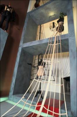 EXPERIMENTS IN FASHION AND ART