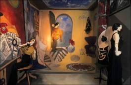 EXPERIMENTS IN FASHION AND ART