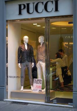 EXPERIMENTS IN FASHION AND ART