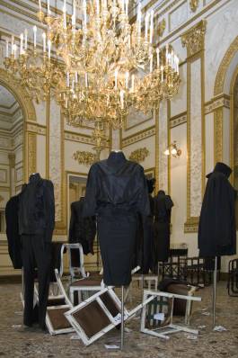 EXPERIMENTS IN FASHION AND ART