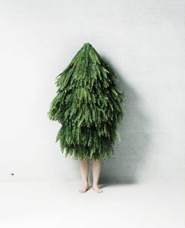 EXPERIMENTS IN FASHION AND ART