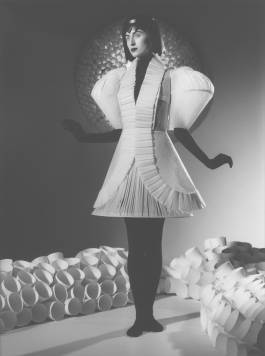 EXPERIMENTS IN FASHION AND ART