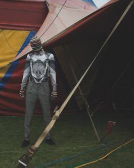 EXPERIMENTS IN FASHION AND ART