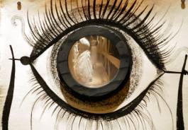 EXPERIMENTS IN FASHION AND ART