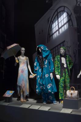 EXPERIMENTS IN FASHION AND ART