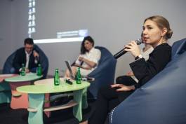 EXPERIMENTS IN FASHION AND ART