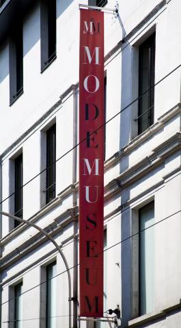 EXPERIMENTS IN FASHION AND ART