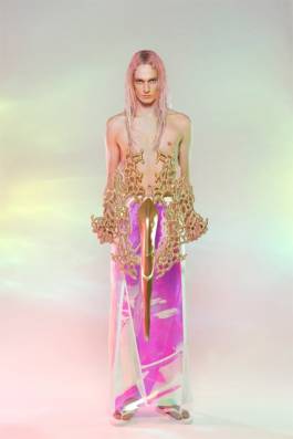 EXPERIMENTS IN FASHION AND ART