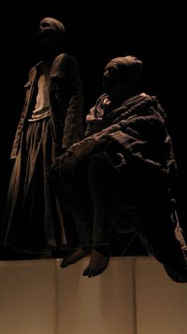 EXPERIMENTS IN FASHION AND ART