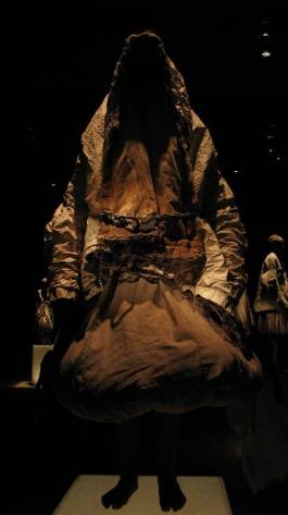 EXPERIMENTS IN FASHION AND ART