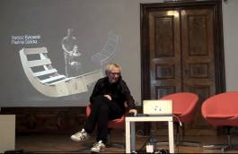 EXPERIMENTS IN FASHION AND ART