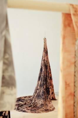 EXPERIMENTS IN FASHION AND ART