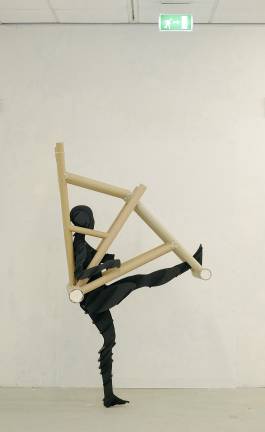 EXPERIMENTS IN FASHION AND ART