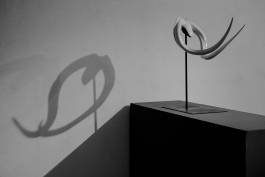 EXPERIMENTS IN FASHION AND ART