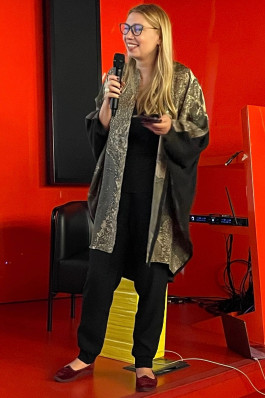 EXPERIMENTS IN FASHION AND ART