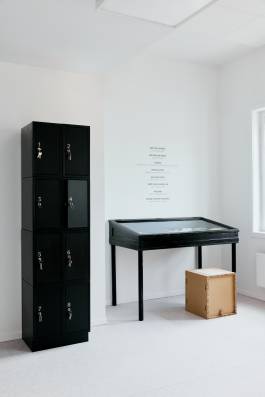 EXPERIMENTS IN FASHION AND ART