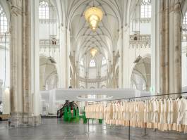 EXPERIMENTS IN FASHION AND ART