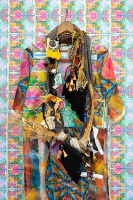 EXPERIMENTS IN FASHION AND ART