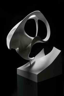 EXPERIMENTS IN FASHION AND ART