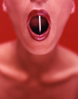 EXPERIMENTS IN FASHION AND ART