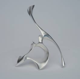 EXPERIMENTS IN FASHION AND ART