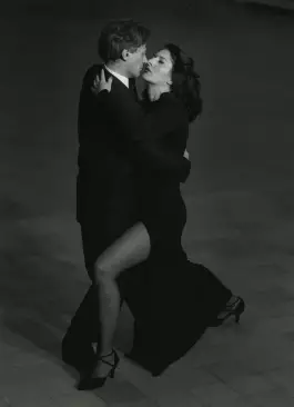 EXPERIMENTS IN FASHION AND ART