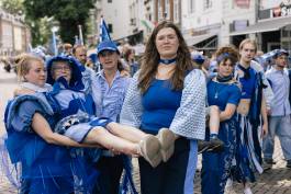 EXPERIMENTS IN FASHION AND ART