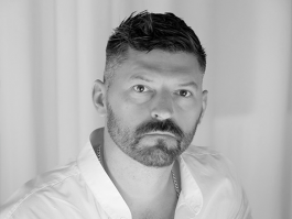 EXPERIMENTS IN FASHION AND ART