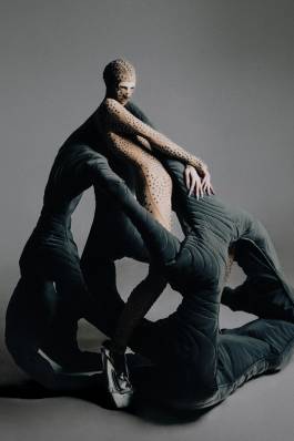EXPERIMENTS IN FASHION AND ART